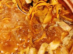 -菌海森林·非遗野生菌火锅(西山区滇池路摩根道店)