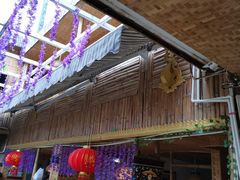 -傣家寨花园主题餐厅