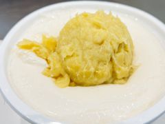 榴莲球球双皮奶-满记甜品(苏州中心店)