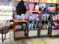 -星巴克臻选(周浦万达店)