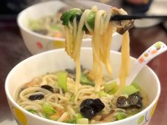 -安仙拉面美食(横店镇店)