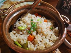 铜锅牛肝菌焖饭-一坐一忘云南菜(嘉里中心店)