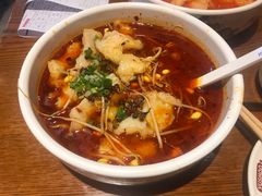 -渝是乎川渝小炒(新世界百货望京店)