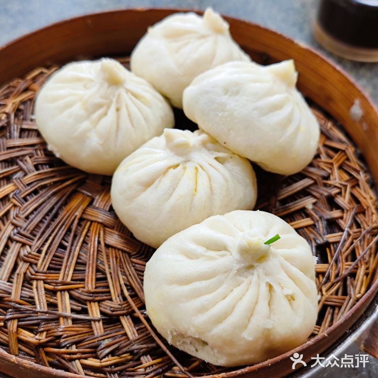 包子探店小记大肉包子