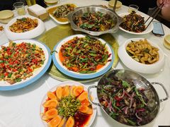 -华光驿站私房菜·黑金冠