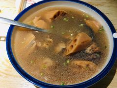 筒子骨炖湖藕-湘阁里辣(沙井华润万家店)