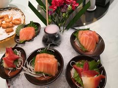 -万龙洲海鲜(大兴绿地缤纷城店)