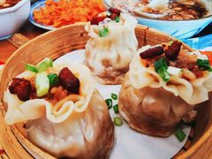 -包整·丝娃娃(一览甲秀楼风景店)