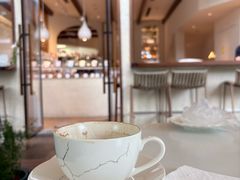 -VERIE BAKEHOUSE