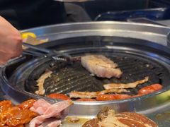 -哈哈碳都·牛肋条无限自助烤肉(台江万达店)