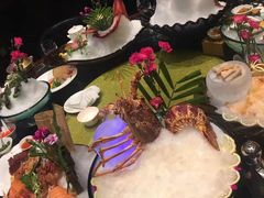 -半岛翡丽海鲜自助餐厅(观风亭店)