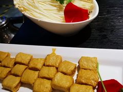 -严厨老坛酸菜鱼(吴江万宝店)