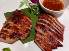 招牌炭烧猪颈肉-金椰壳· 大厨新加坡菜(壹方城店)
