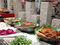 -四囍码头海鲜烧烤自助火锅(外滩南京东路悦荟广场店)