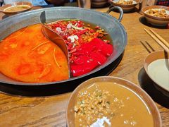 -萍姐火锅·公路夜市(武汉首店)