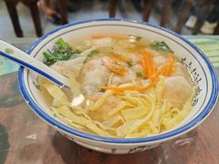 虾肉馄饨-长人馄饨铺(解放街店)