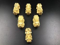 -万宝金楼(威海路店)