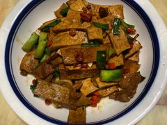 -钟掌勺忘不了地道湘菜(新天地假日广场店)