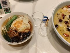 -荷花亭·湖北融合菜(中商广场店)