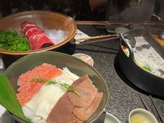 -三出山火锅(南京万象天地店)