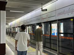 -一品天下(地铁站)