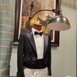 -胤一红帮手工西服定制(日湖店)