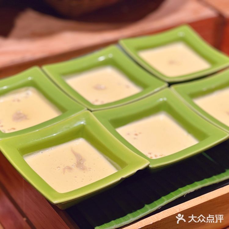 吃不过来了！9款榴莲甜品，任吃[调皮]