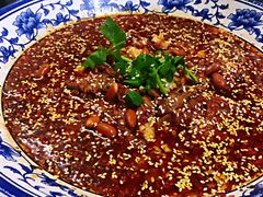 水煮牛肉-霸道酸菜鱼