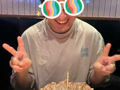 -半勺舒舒生日蛋糕店