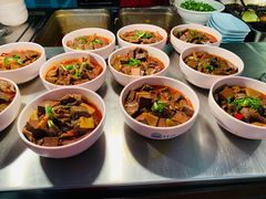 -同济大学本部学苑饮食广场