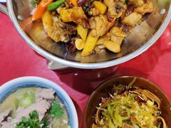 -冯烫烫跷脚牛肉·川菜小馆(武胜西街店)