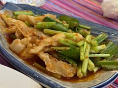 -香巴拉云南餐厅(华莱坞店)