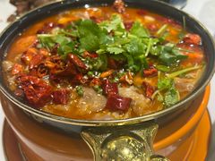 肥牛和牛蛙的故事-3号仓库·创意中国菜(新世界城店)