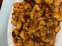 宫保鸡丁-付掌柜在成都·热炒砂锅集(金禾店)
