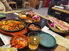 -臻牛烤肉