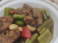 凉瓜焖三文鱼骨腩-东江海鲜酒家(艺都分店)