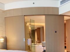 -上海佘山世茂艾美酒店