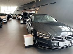 -深圳锦龙奥迪4S店(前海店)