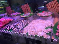 -领鲜活海鲜榴莲自助火锅(东门店)