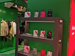 -BALENCIAGA(恒隆广场店)