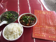 -谢老五跷脚牛肉·非遗传承店
