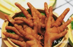 Braised Chicken Feet in Secret Sauce