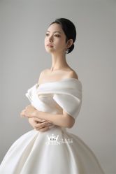 点击看大图 -艾拉·女王婚纱礼服馆