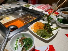 -海底捞火锅鲜切牛肉主题店(长寿路店)