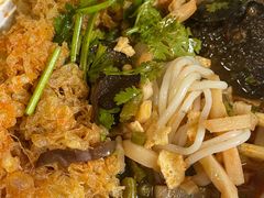 -柳州肥姨妈大骨螺蛳粉(东靖路店)