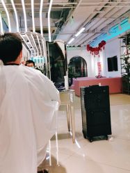 -BULB STUDIO 巴柏明星发型工作室