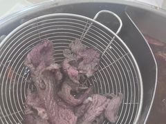 -闽粤一牛潮汕牛肉火锅