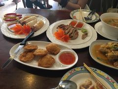 -Dang restaurant (patong phuket)