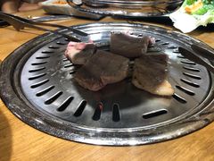 猪梅花肉-牛人·雪花牛·木炭烤肉(昆山陆家店)