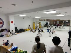 -极真空手道疾风道场(虹口凉城店)